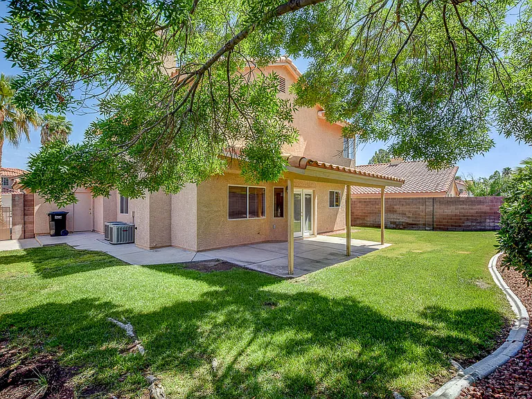 1833 Escondido Ter — Photo 34
