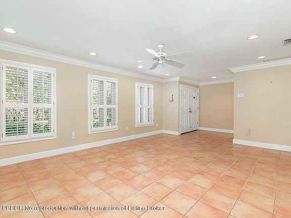 5th image of 245 Colonial Ln