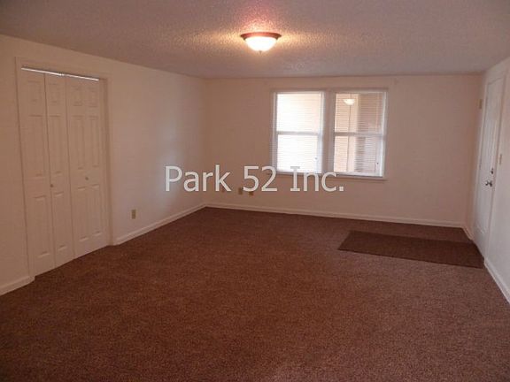 4th image of 6413 Steilacoom Blvd SW #A