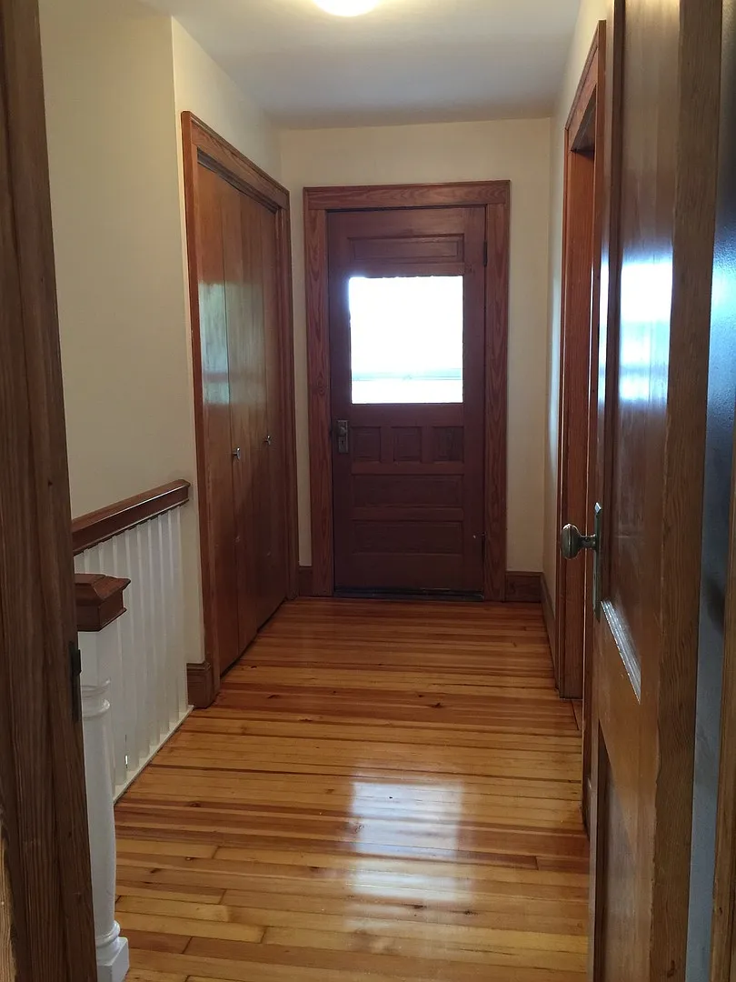 6 Silver Drive — Photo 3