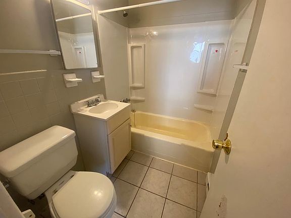 5th image of 154 Fountain St #1A1