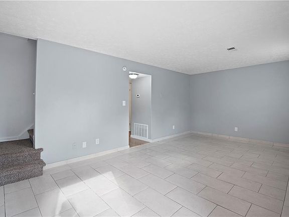 5th image of 1150 Rankin St #2K