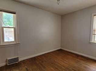 17598 Eddon St, Melvindale, MI 48122
