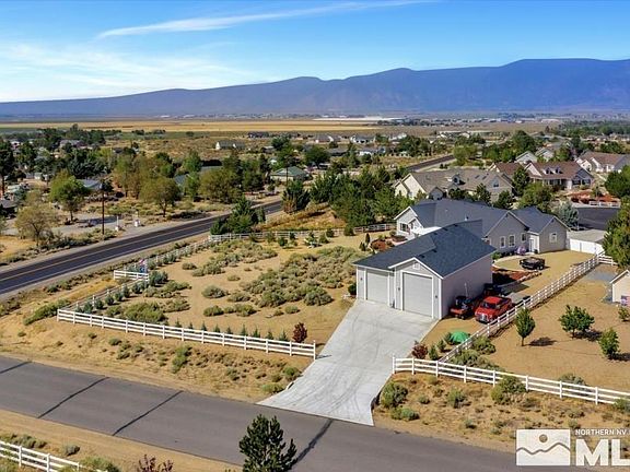 3rd image of 2603 Skyline Dr