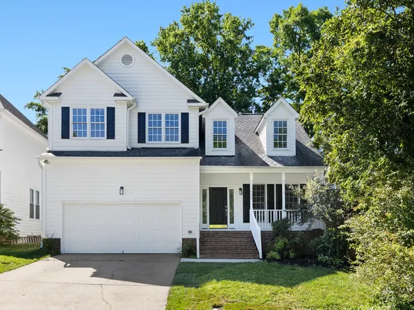 1920 Spanish Bay Ct, Raleigh, NC 27604