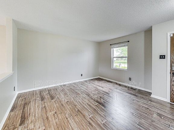 5th image of 3134 Brandenburg Dr