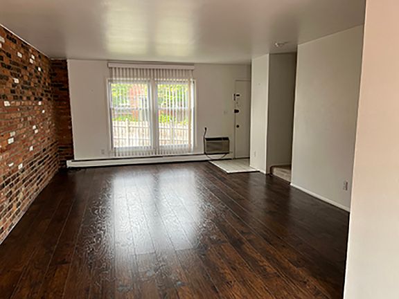 2nd image of 617 N Old Woodward Ave APT 2