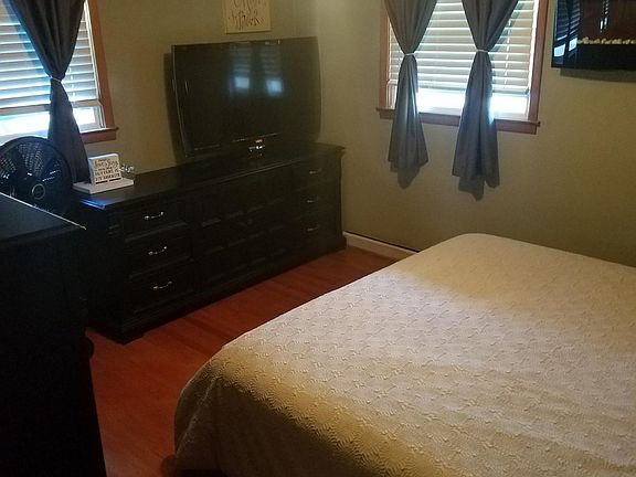 2nd image of 616 N Moreland Blvd