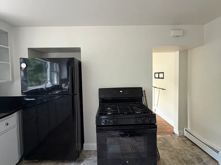 203 Hilldale Ave — Photo 6