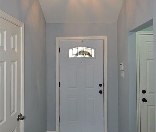4th image of 22120 Knights Cove Dr