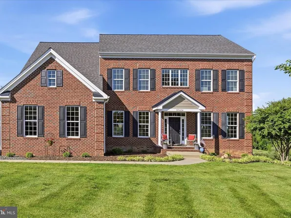38474 Titnore Ct, Hamilton, VA 20158