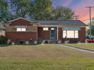 27506 Lorraine Ave, Warren, MI 48093