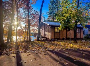 976 Hillcrest Ave, Harrison, MI 48625