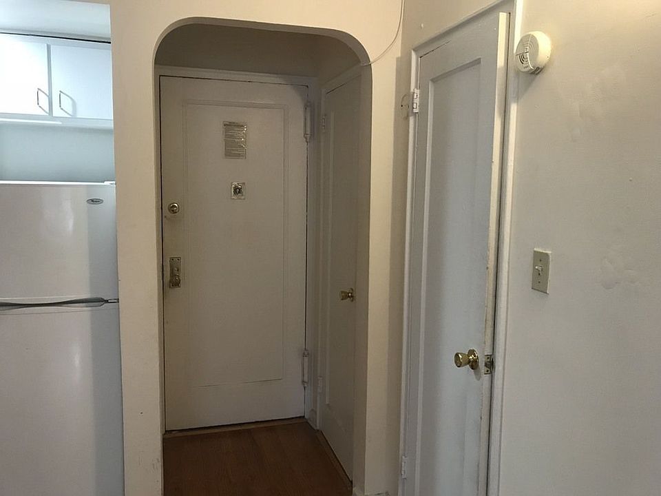 1st image of 333 Martense St APT 3B