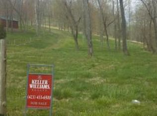 228 Warren Dr, Piney Flats, TN 37686