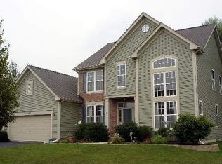 977 Sundew Ct, Aurora, IL 60504