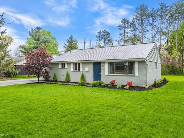 311 Irma Dr, Chardon, OH 44024