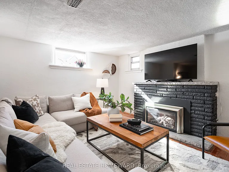 27 Ferncroft Dr — Photo 24