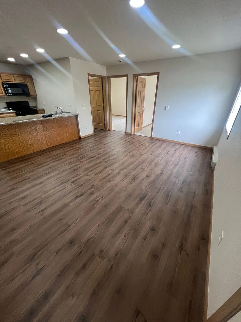 Northern Place Apartments 3 — Photo 2