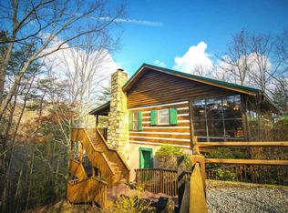 3174 Stepping Stone Dr, Sevierville, TN 37862
