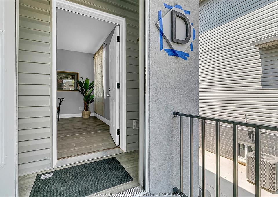 1st image of 521 Campbell Ave #D4