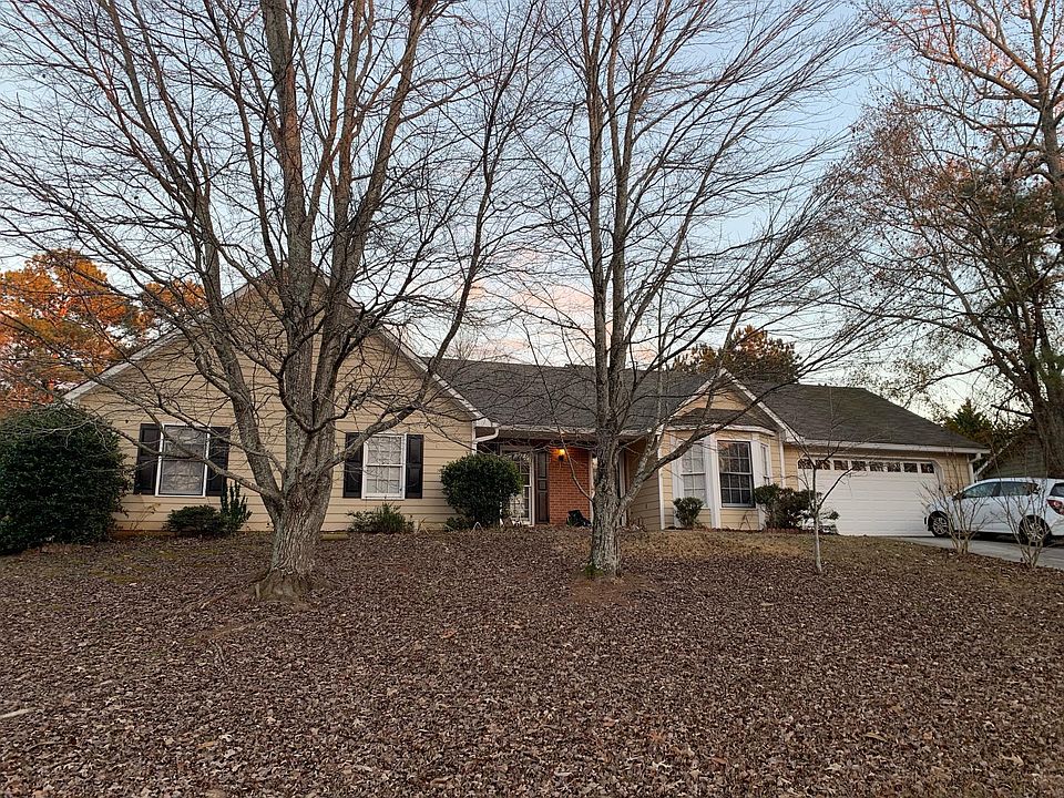 1st image of 884 Old Farm Walk