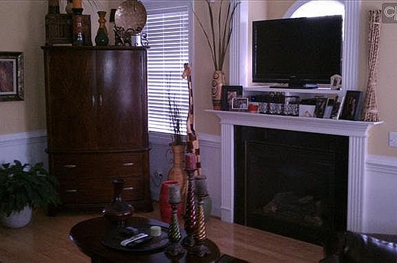 2nd image of 1404 Decree Ave