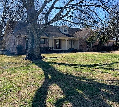 3rd image of 132 Choctaw Dr