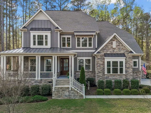 749 Peninsula Forest Pl, Cary, NC 27519