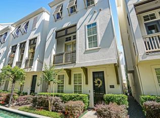 222 E 28th St, Houston, TX 77008