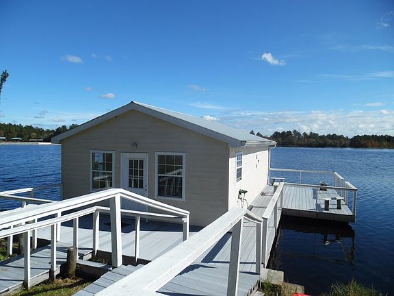 5th image of 5951 Lake Shore Dr