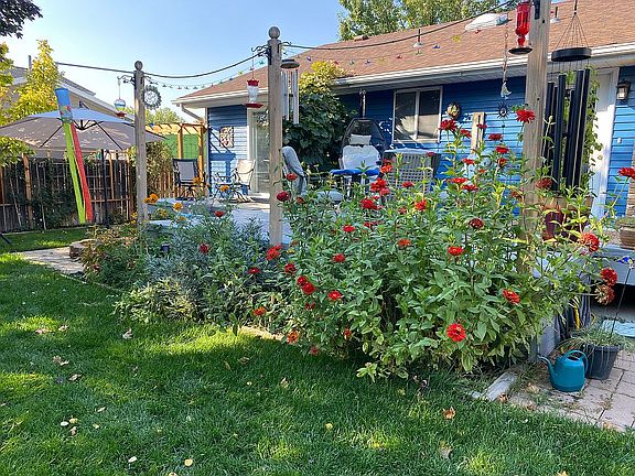 4th image of 378 E Wyandotte Ave