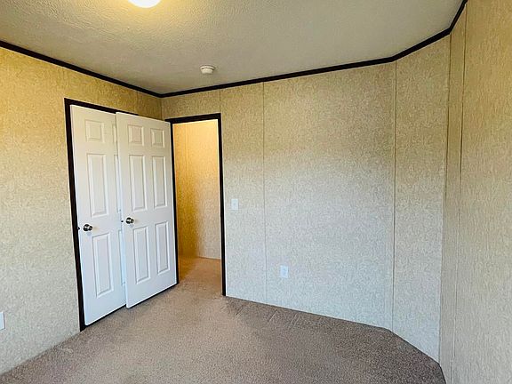 5th image of 114 Mulberry Cir