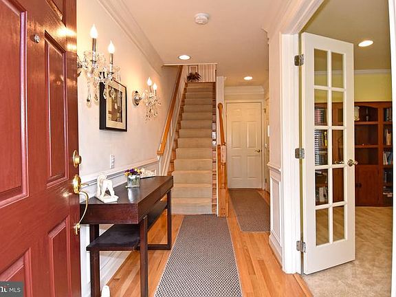 2nd image of 506 Casey Ln
