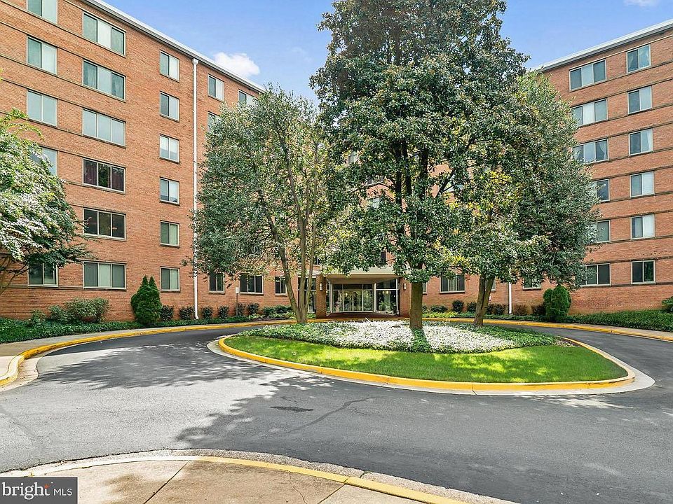 1st image of 3000 Spout Run Pkwy APT D308