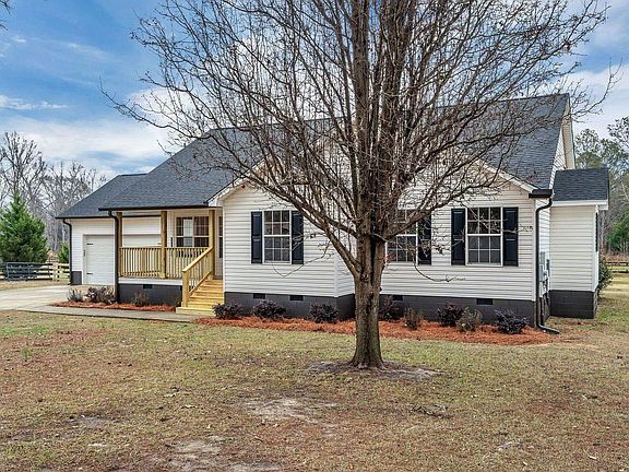 2nd image of 1355 Moriah Ln