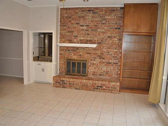 4th image of 5209 Ledgestone Dr