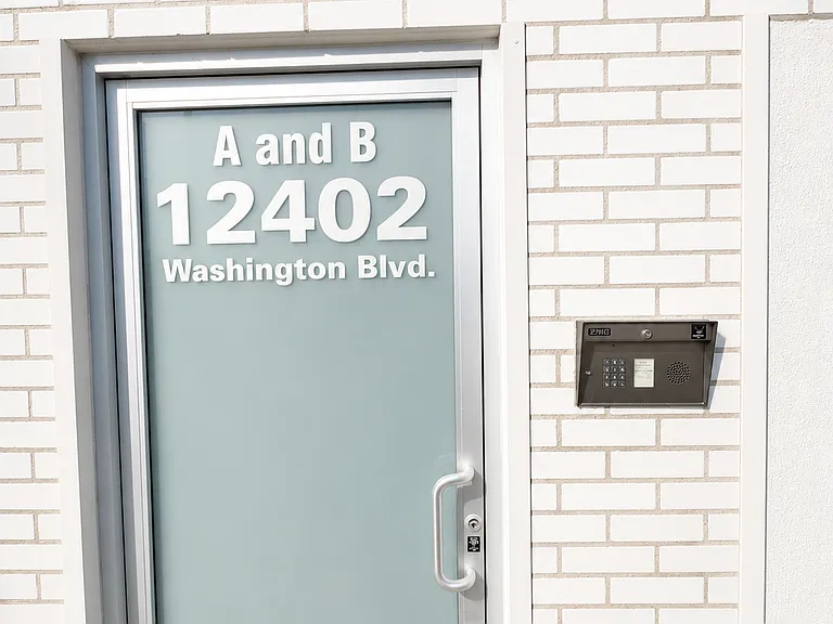 12400 W Washington Blvd #B — Photo 15