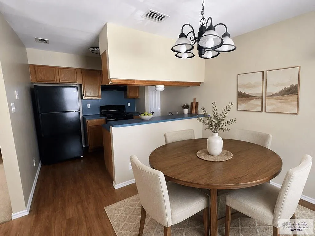 2 bed, 2.0 bath, 880 sqft, $750 — Photo 4