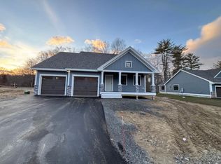 10 Edgewater Dr #21, Brentwood, NH 03833