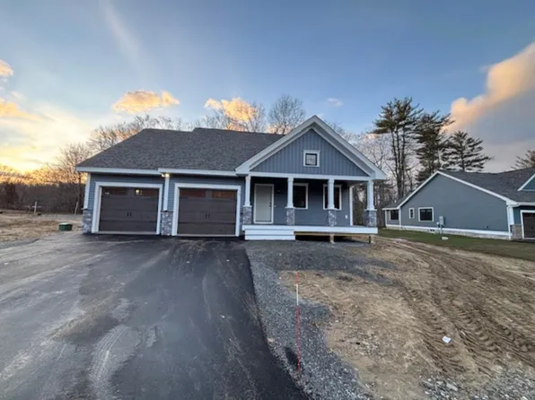 10 Edgewater Drive #21, Brentwood, NH 03833
