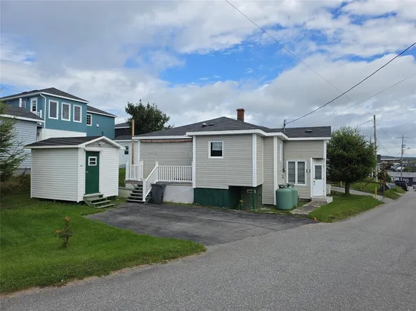 1 Second Avenue, Channel-Port Aux Basques, NL A0M1C0