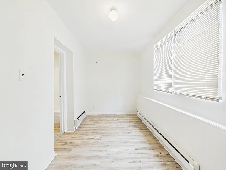 143 N 21st St #1R — Photo 8