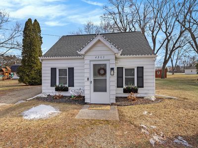 4363 S Linden Rd, Flint, MI, 48507