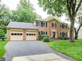 18609 Thornberry Ln, Olney, MD 20832