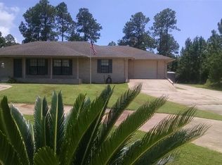 8037 Virginia Ln, Milton, FL 32583