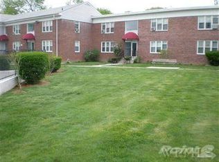 48 Winchester Ave APT 1B, Yonkers, NY 10710