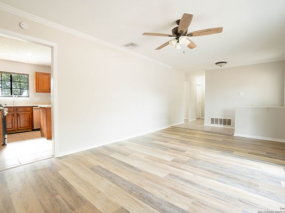 5th image of 3951 STARHILL DR