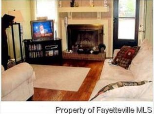1511 Doncaster Dr, Fayetteville, NC 28304