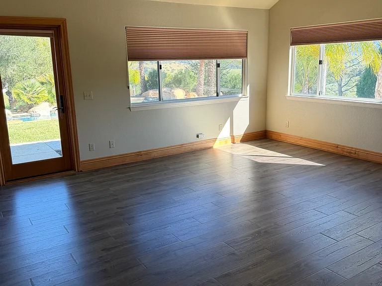 550 Bluebird Glen Rd — Photo 27